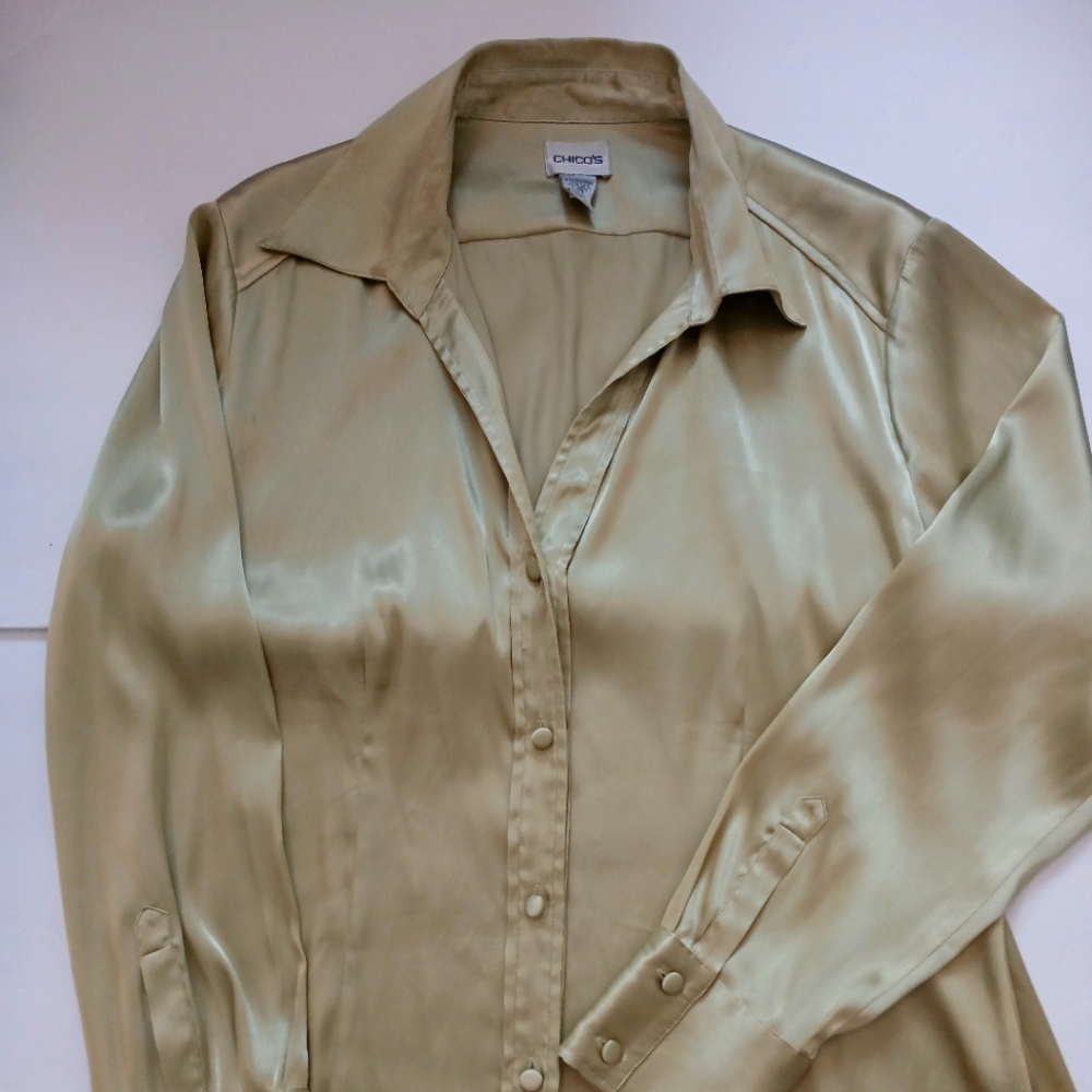 Women's Satan CHICOS BLOUSE Size 2 Olive Green long sleeve shirt